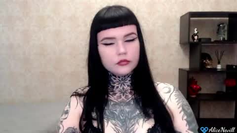 Alice online show from July 8, 1:36 pm