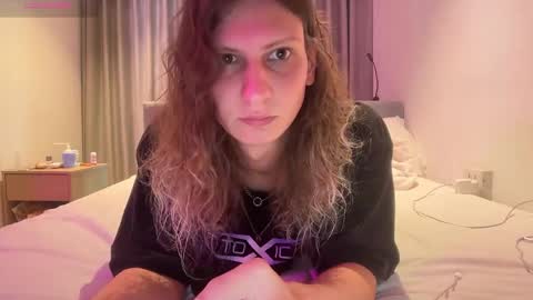 AlicePinkhead online show from April 21, 7:48 am