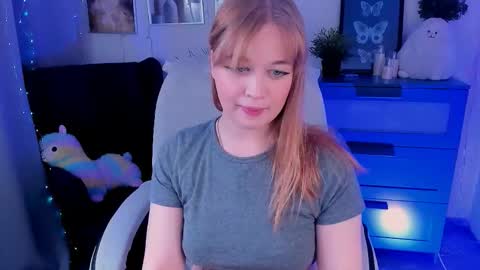 Alice online show from November 23, 11:30 am