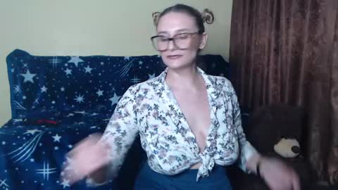 Alice online show from February 25, 9:58 pm