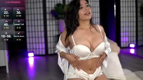 Alice online show from June 24, 6:26 pm