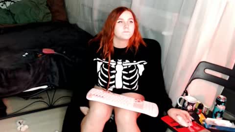 Snapshot of alicewinchesterr chatting on December 25, 12:26 pm Alice online show from December 25, 12:26 pm