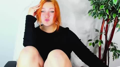 Snapshot of alicewinchesterr chatting on September 25, 10:00 am Alice online show from September 25, 10:00 am