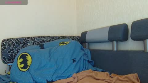 AliceWoolfy online show from April 9, 8:03 pm