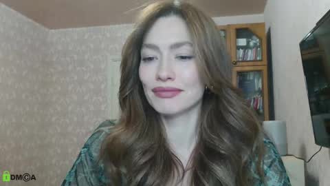 Snapshot of alicia_savory chatting on October 20, 1:49 pm Alicia online show from October 20, 1:49 pm