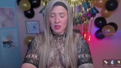 Jennyfer online show from May 17, 8:29 pm