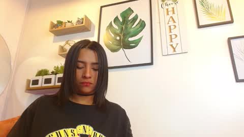 Snapshot of aliciacute__ chatting on September 27, 8:50 pm aliciacute    online show from September 27, 8:50 pm