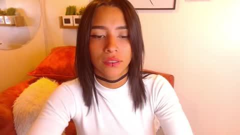 Snapshot of aliciacute__ chatting on September 28, 8:51 pm aliciacute    online show from September 28, 8:51 pm