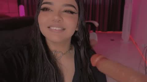aliciawonderland__ online show from February 18, 6:37 pm