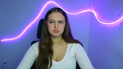 Snapshot of alicie_dream_ chatting on September 27, 11:19 am Alicie online show from September 27, 11:19 am