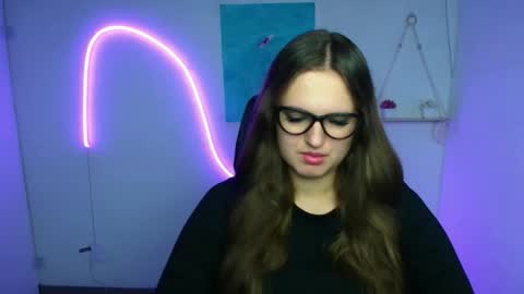Snapshot of alicie_dream_ chatting on October 24, 11:22 am Alicie online show from October 24, 11:22 am