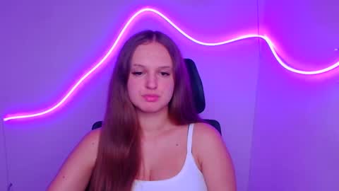 Snapshot of alicie_dream_ chatting on September 18, 11:25 am Alicie online show from September 18, 11:25 am