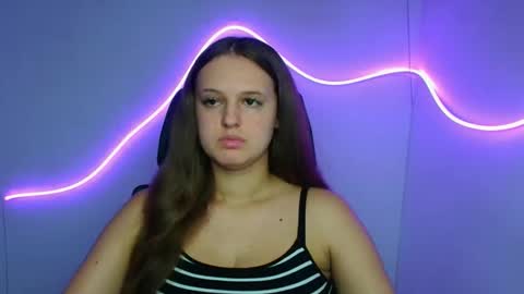 Snapshot of alicie_dream_ chatting on September 24, 11:06 am Alicie online show from September 24, 11:06 am