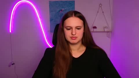 Snapshot of alicie_dream_ chatting on October 10, 12:22 pm Alicie online show from October 10, 12:22 pm
