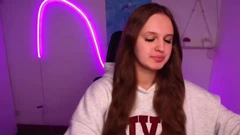 Snapshot of alicie_dream_ chatting on October 21, 11:48 am Alicie online show from October 21, 11:48 am