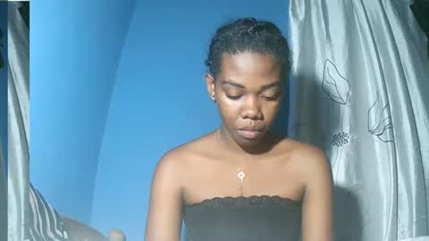 alihane21 online show from February 12, 7:50 pm