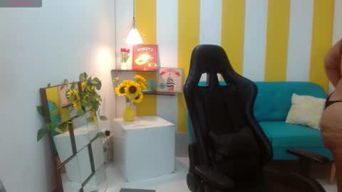 alina09_ online show from December 15, 5:31 pm