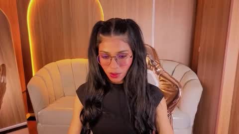 alina_b_ online show from March 23, 8:03 pm