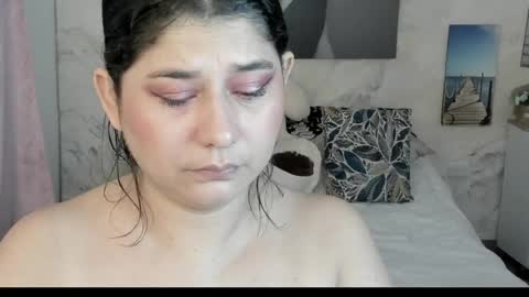 alinabozz1 online show from April 9, 4:38 am