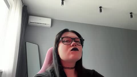 Alina online show from April 17, 1:13 pm