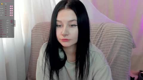 Aline Greeeen online show from February 25, 6:36 am