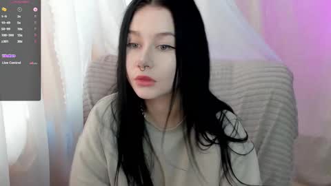 Aline Greeeen online show from February 20, 4:50 am