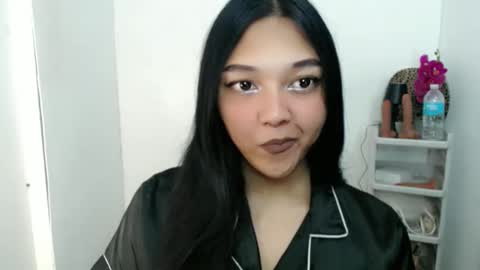 Shanti xhey online show from March 27, 12:49 am