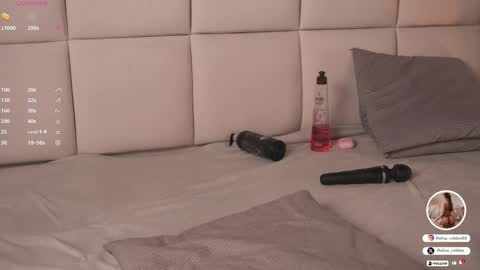     online show from February 20, 3:08 pm