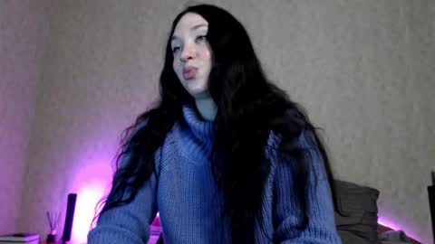 Snapshot of alisaadoll chatting on October 22, 1:46 pm alisaadoll online show from October 22, 1:46 pm