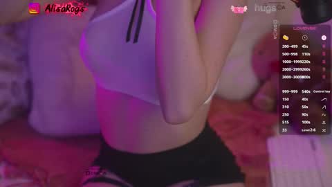 Alisarogs online show from December 13, 7:53 pm