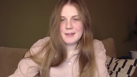 alisaxxxshy online show from February 12, 10:57 pm