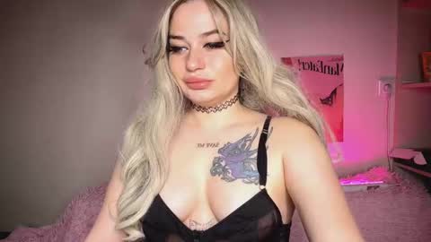 Alise and Frank online show from January 11, 3:12 am