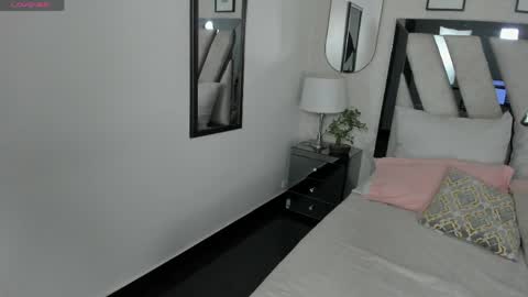 alisha69_ online show from May 22, 10:49 pm