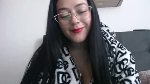 alisha_9997 online show from February 5, 2:53 pm