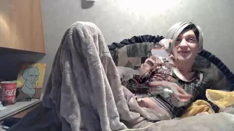 Alisha online show from December 4, 4:23 am