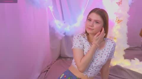 Alisia online show from October 13, 11:23 am