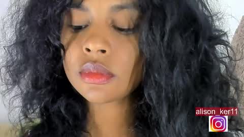 Sofias house online show from February 3, 1:09 am