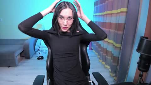 Alison online show from February 10, 7:28 pm