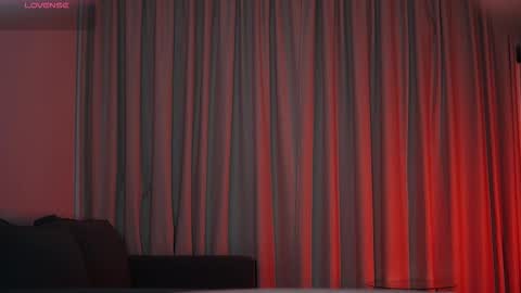 Alison  online show from December 17, 10:11 am