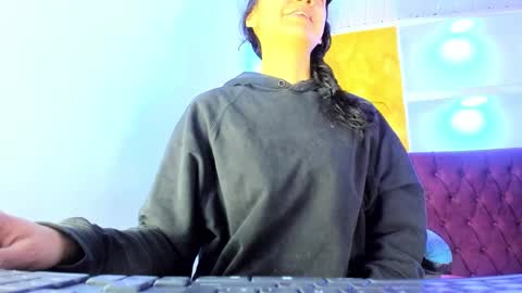 ALISON MOON online show from November 10, 11:57 am