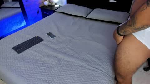 alison online show from December 24, 2:54 pm