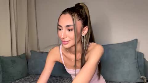 Alissa online show from March 10, 7:29 pm