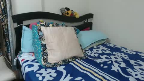 allise online show from February 13, 12:13 am