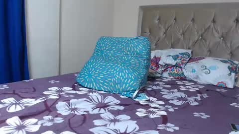 allise online show from September 29, 11:59 pm