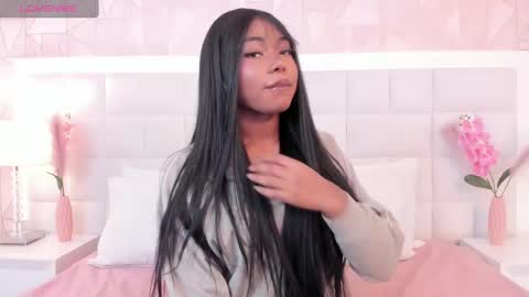 alisson_thompson_ online show from March 3, 7:28 pm