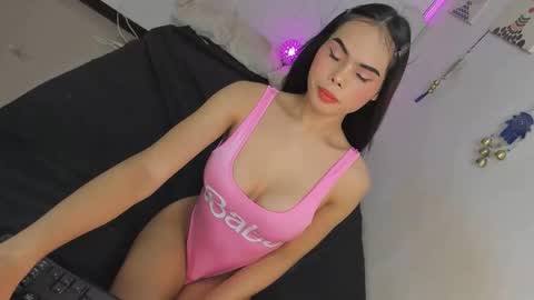 hello your lovely ALIYAH online show from October 22, 6:05 am