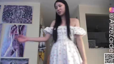 Snapshot of alizezaide chatting on October 7, 9:44 pm Alize Zaide online show from October 7, 9:44 pm
