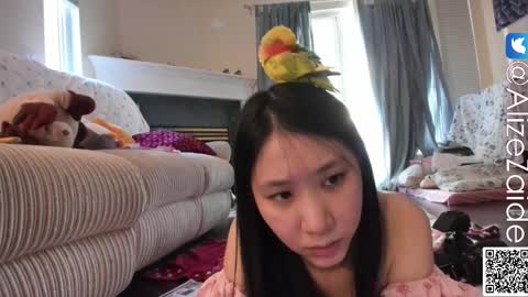 Snapshot of alizezaide chatting on October 14, 8:23 pm Alize Zaide online show from October 14, 8:23 pm