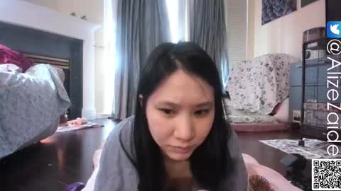 Alize Zaide online show from December 3, 9:26 pm