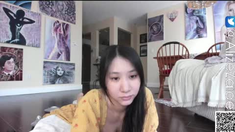 Alize Zaide online show from April 13, 8:13 pm